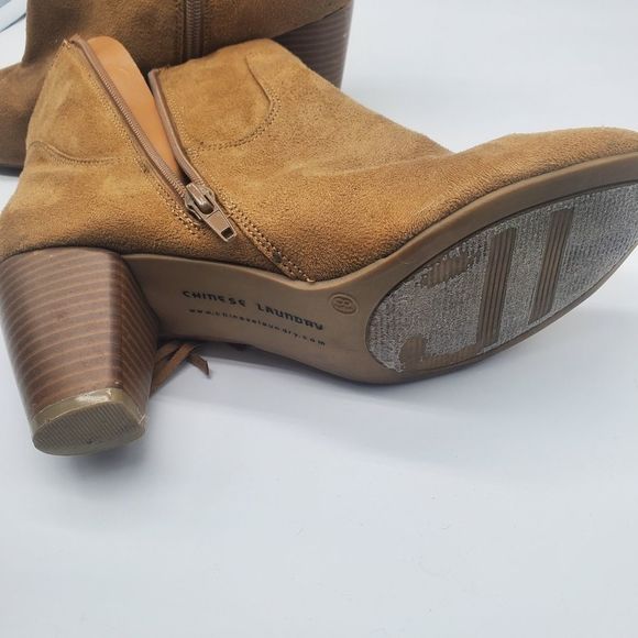 Chinese Laundry Fringe Boots, 8.5 - Picture 4 of 7
